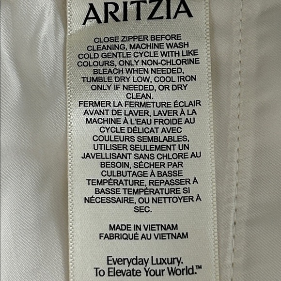 Aritzia The Effortless Pants in Light Birch Size 00Short - Picture 6 of 13